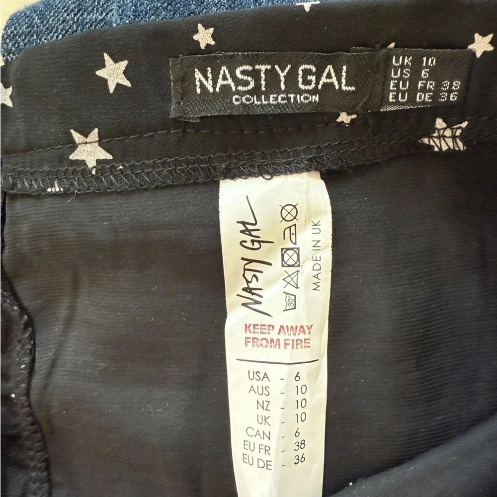 Nasty Gal Star Print Mini Skirt Black White Women’s Size 6